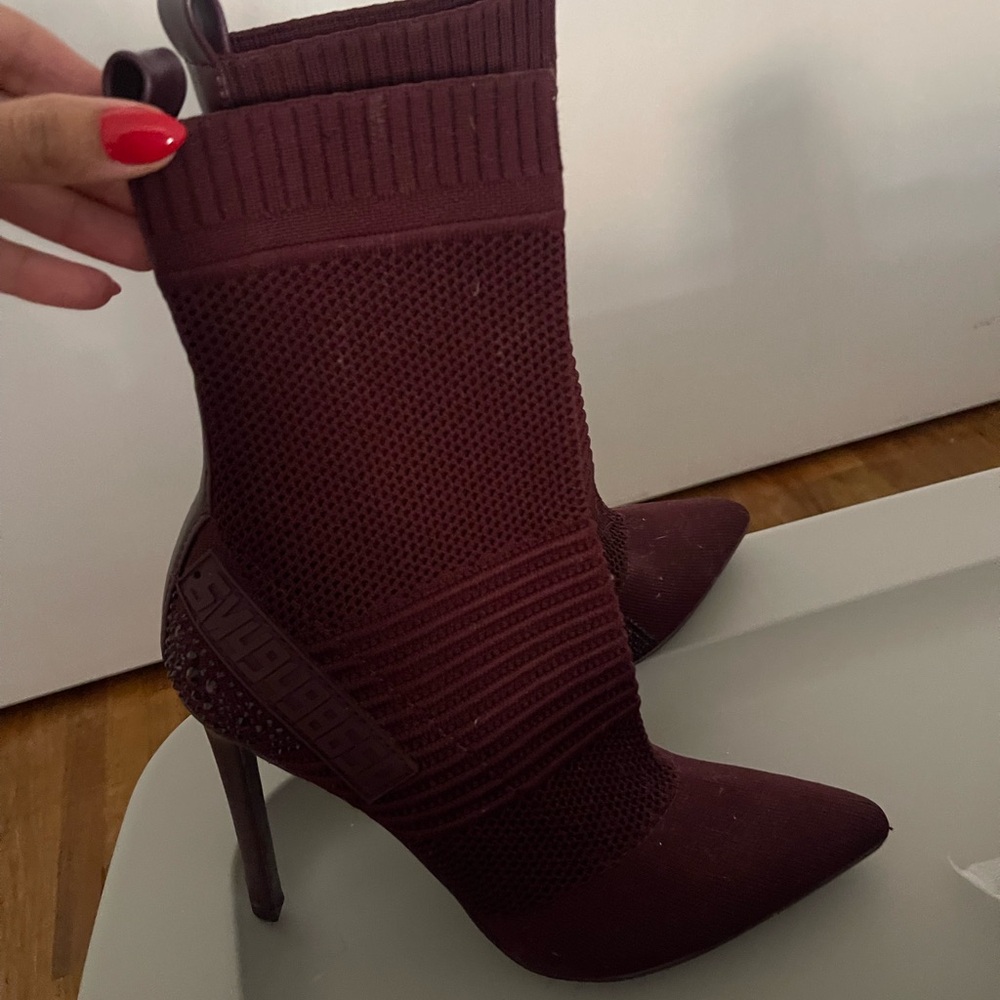 Steve Madden Burgundy Heeled Boots